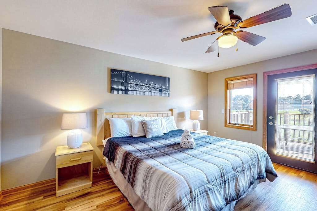 Photo of Bedroom in Dellwood