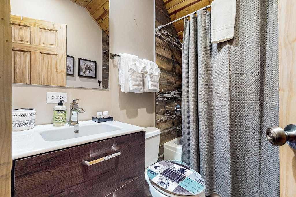 Photo of Bathroom in New Lisbon