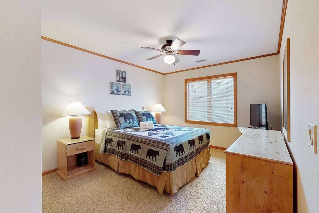Photo of Bedroom in Arkdale