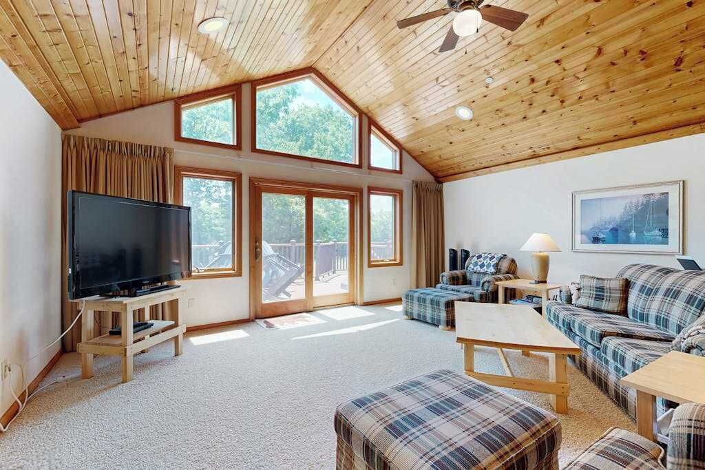 Photo of Livingroom in Arkdale