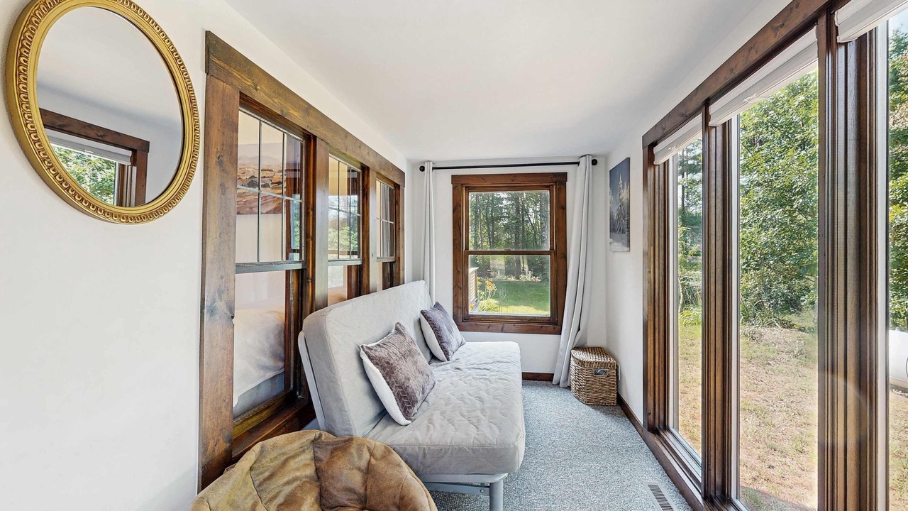 Photo of Livingroom in Adams