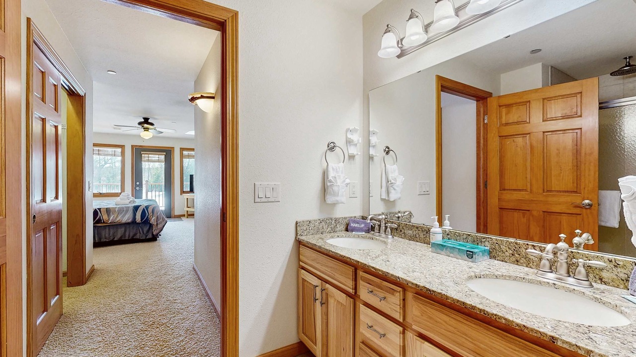 Photo of Bathroom in Arkdale