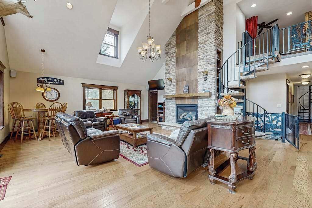 Photo of Livingroom in Tomahawk