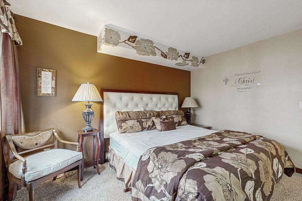 Photo of Bedroom in Tomahawk
