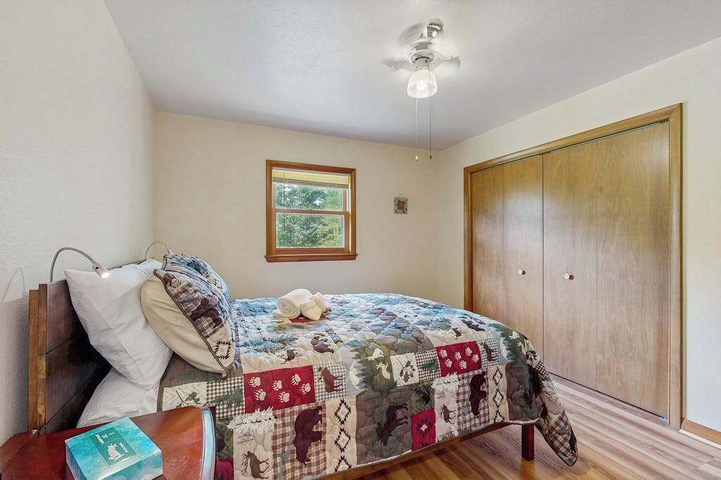 Photo of Bedroom in Friendship