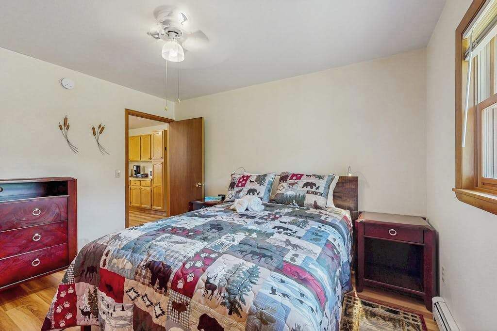 Photo of Bedroom in Friendship