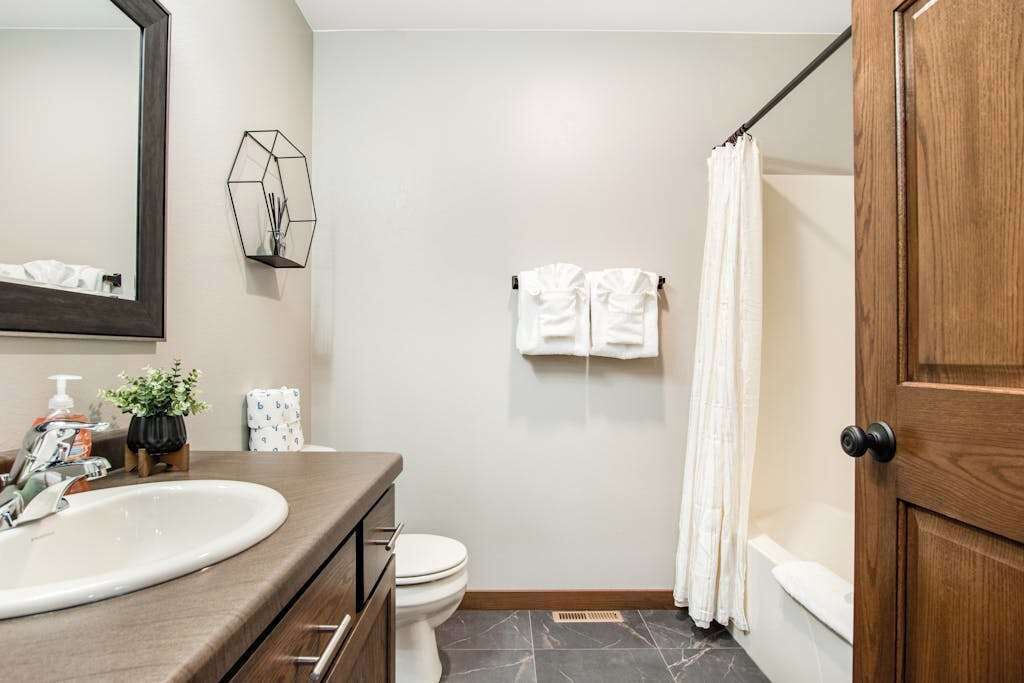 Photo of Bathroom in Arkdale