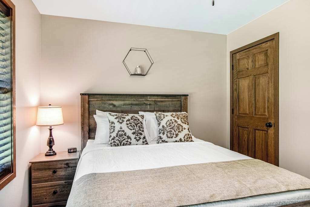 Photo of Bedroom in Arkdale