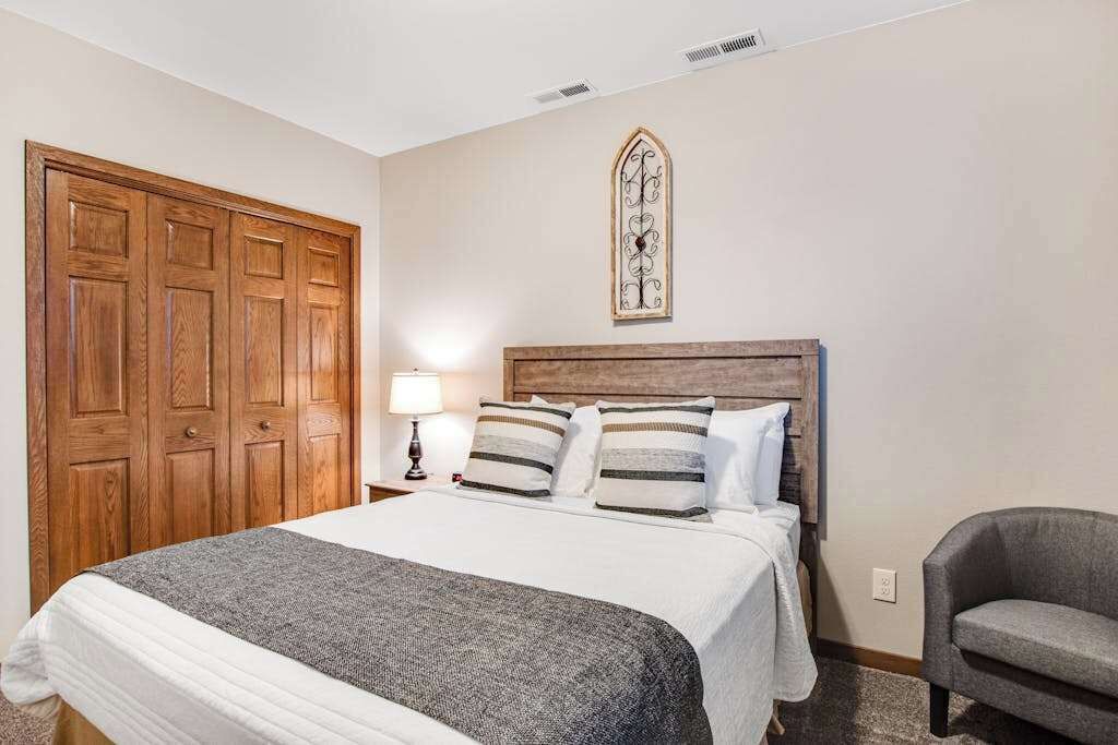 Photo of Bedroom in Arkdale