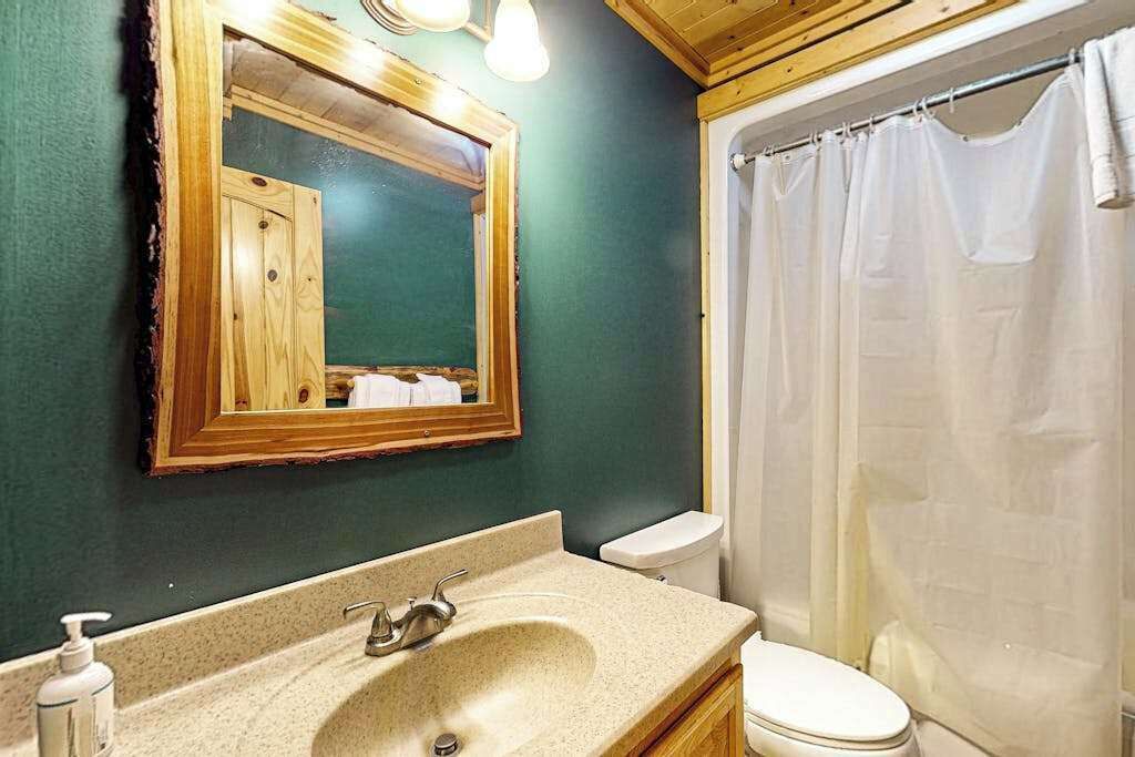 Photo of Bathroom in Mercer