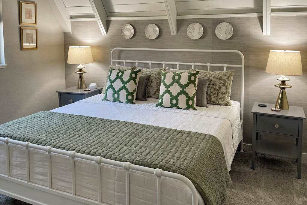 Photo of Bedroom in Nekoosa