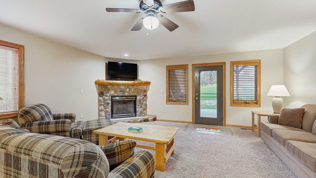 Photo of Livingroom in Arkdale