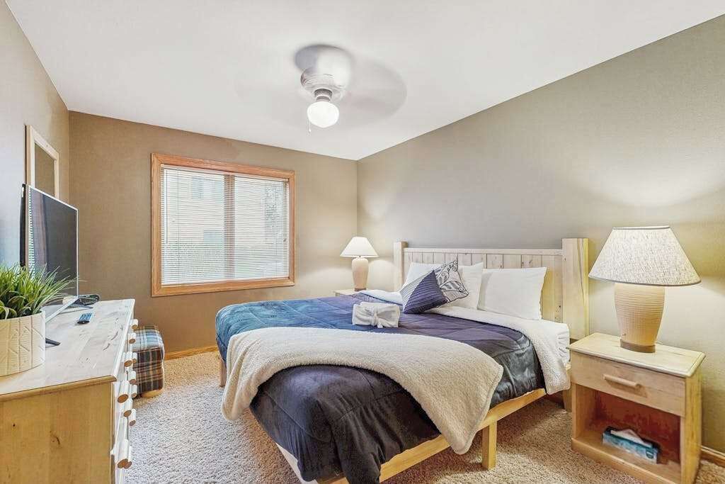 Photo of Bedroom in Arkdale