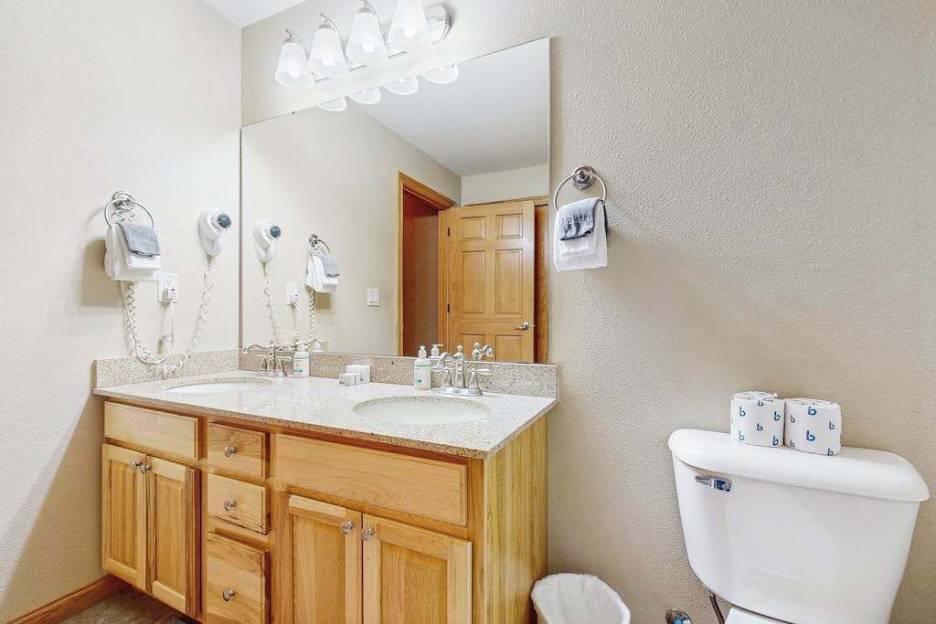 Photo of Bathroom in Arkdale