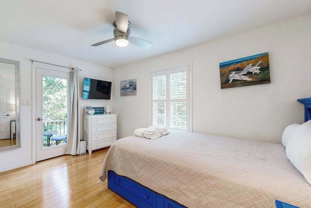 Photo of Bedroom in Oak Bluffs