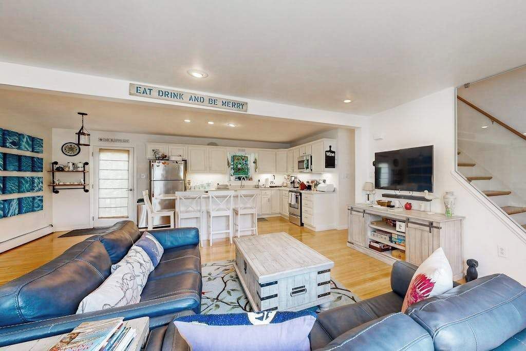 Photo of Livingroom in Oak Bluffs