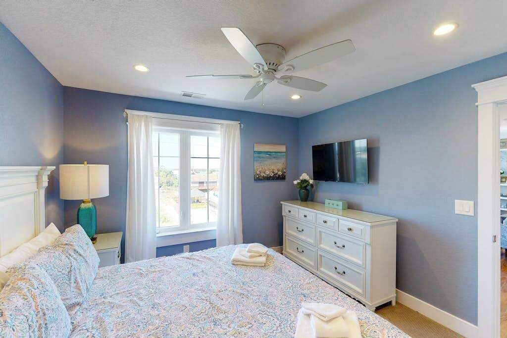 Photo of Bedroom in Sandbridge