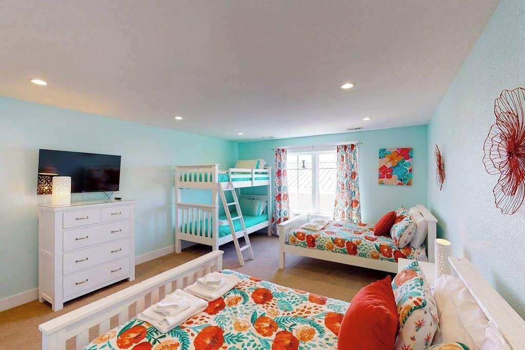 Photo of Bedroom in Sandbridge