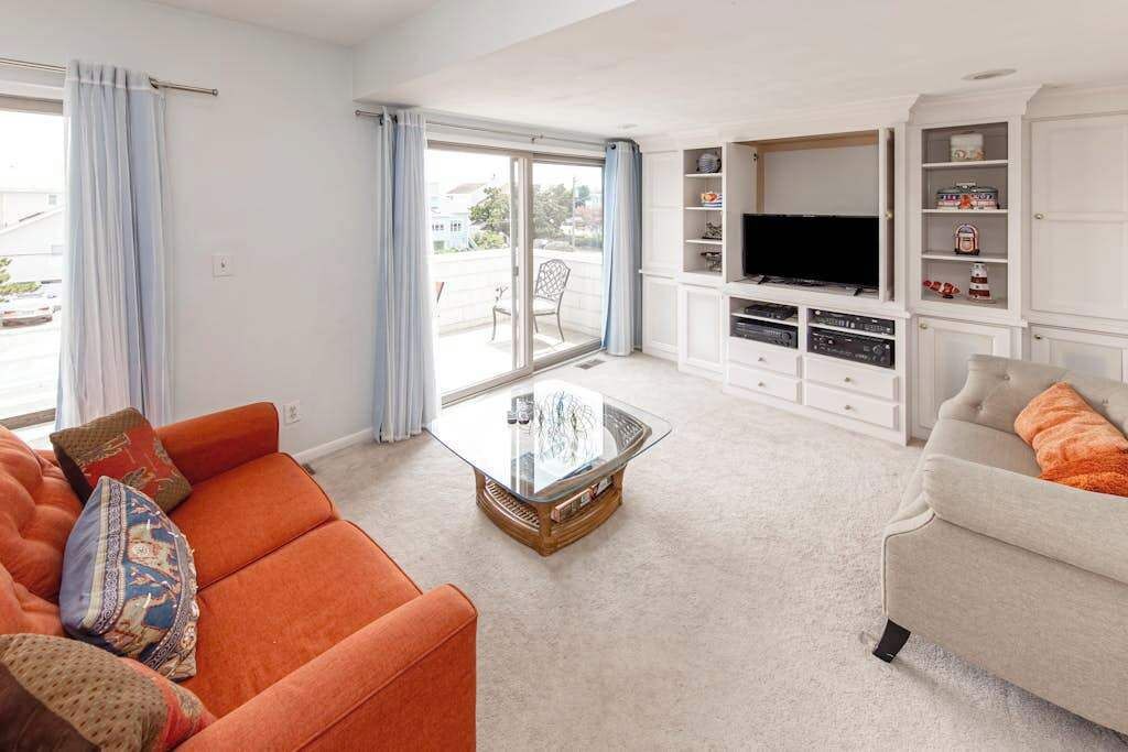 Photo of Livingroom in Croatan Beach