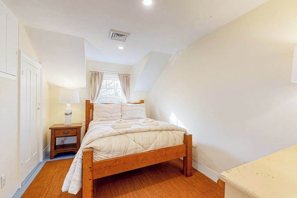 Photo of Bedroom in East Chop