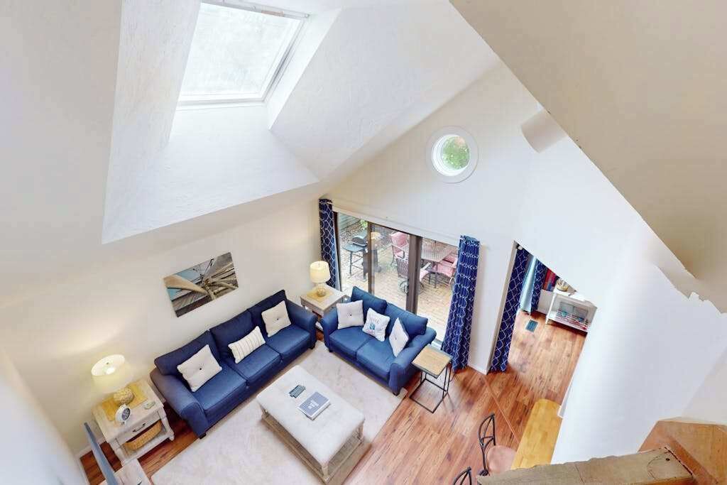 Photo of Livingroom in Mews Village