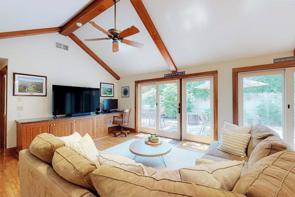 Photo of Livingroom in Mews Village