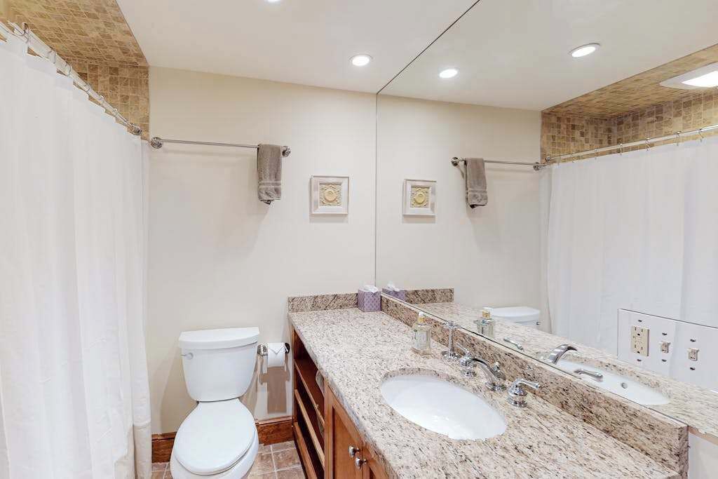 Photo of Bathroom in Mews Village
