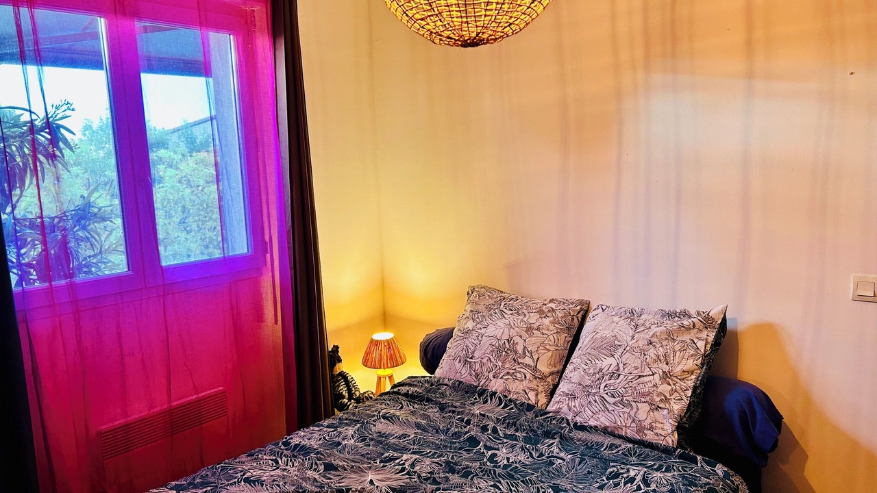 Photo of Bedroom in Peret