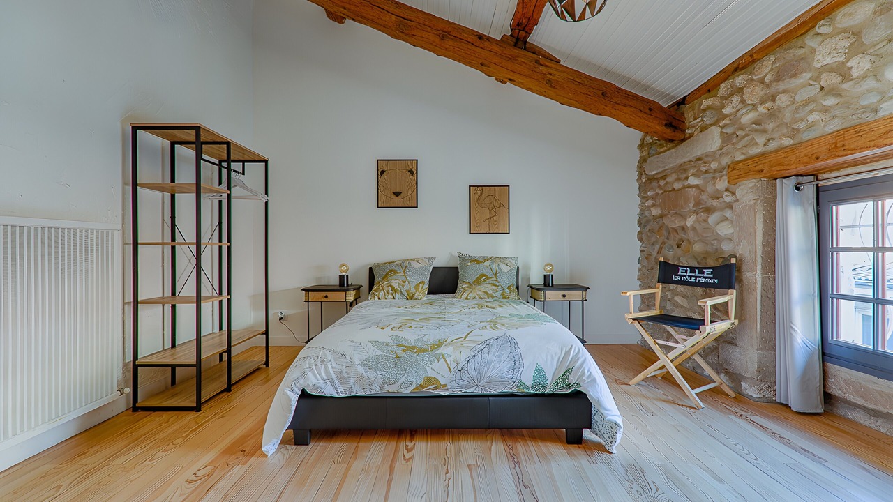 Photo of Bedroom in Romans-sur-Isere
