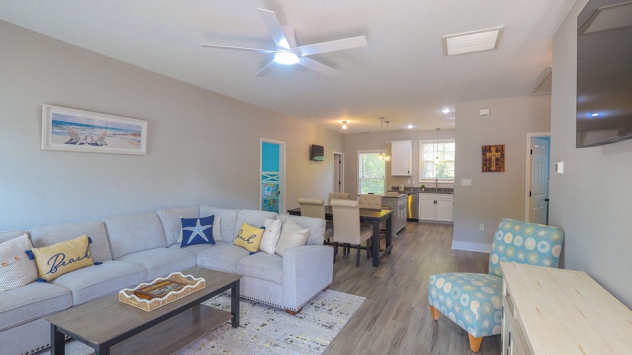 Photo of Livingroom in Historic Downtown Apalachicola