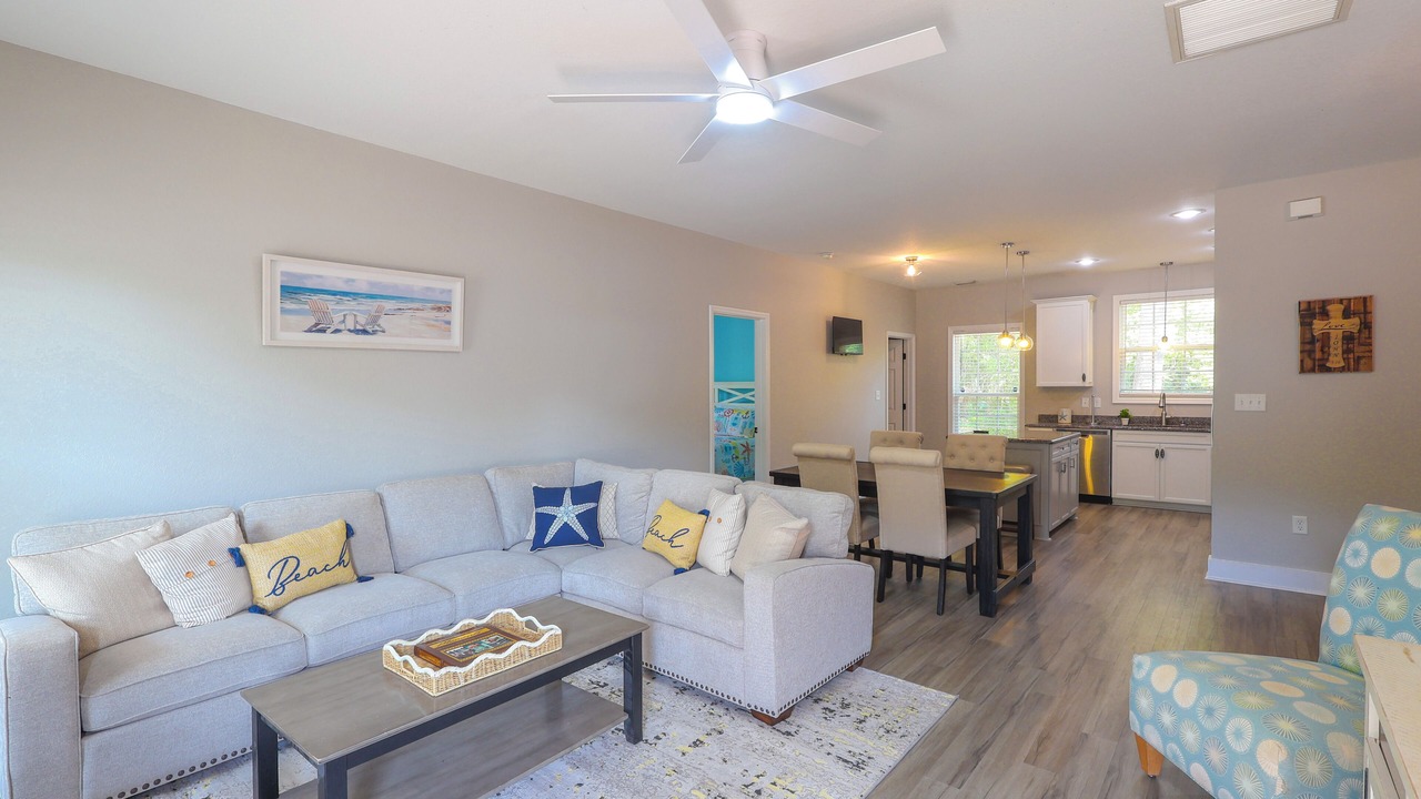 Photo of Livingroom in Historic Downtown Apalachicola
