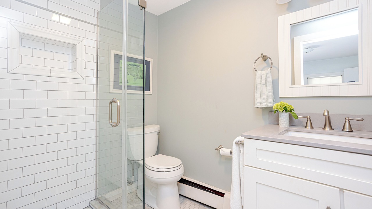 Photo of Bathroom in Easton's Point