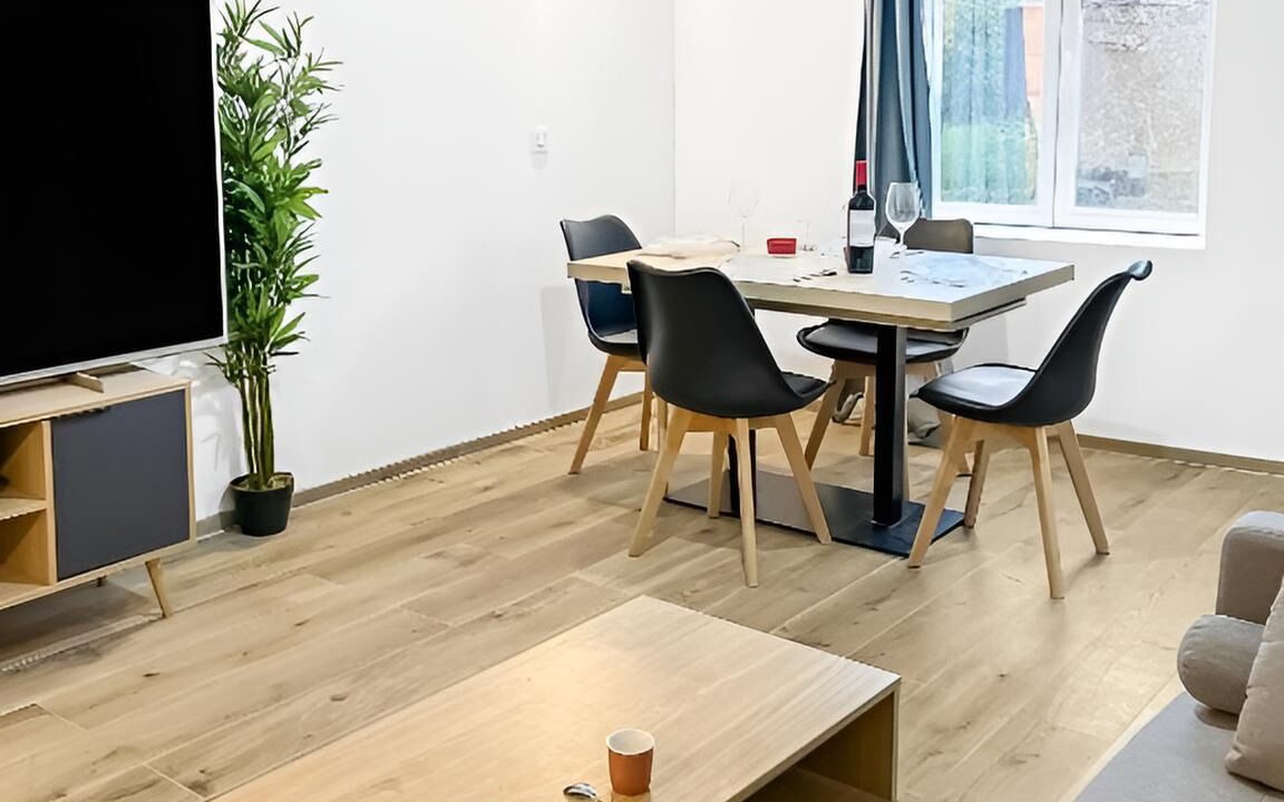 Photo of Livingroom in Saint-Leu-dEsserent