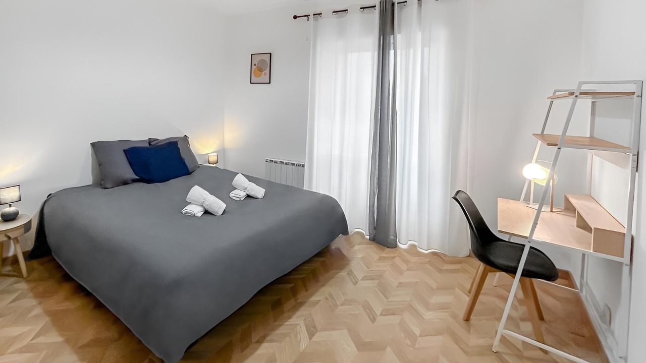 Photo of Bedroom in Saint-Leu-dEsserent