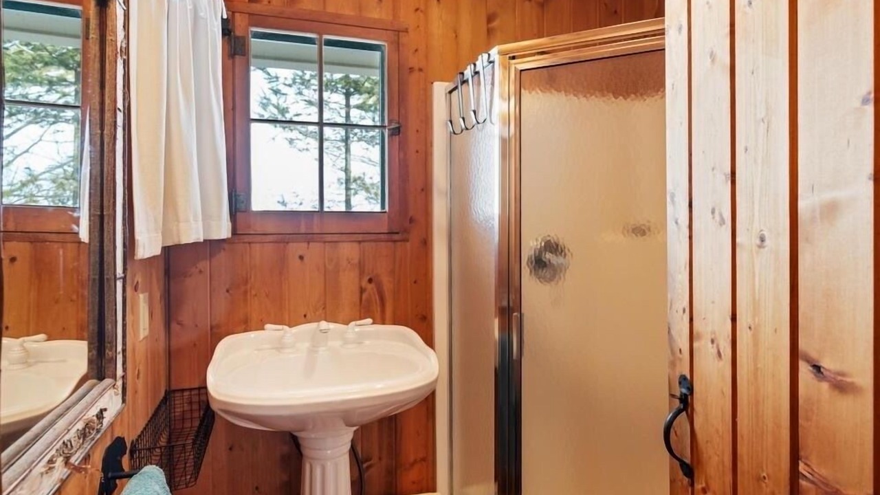 Photo of Bathroom in Harbor Springs