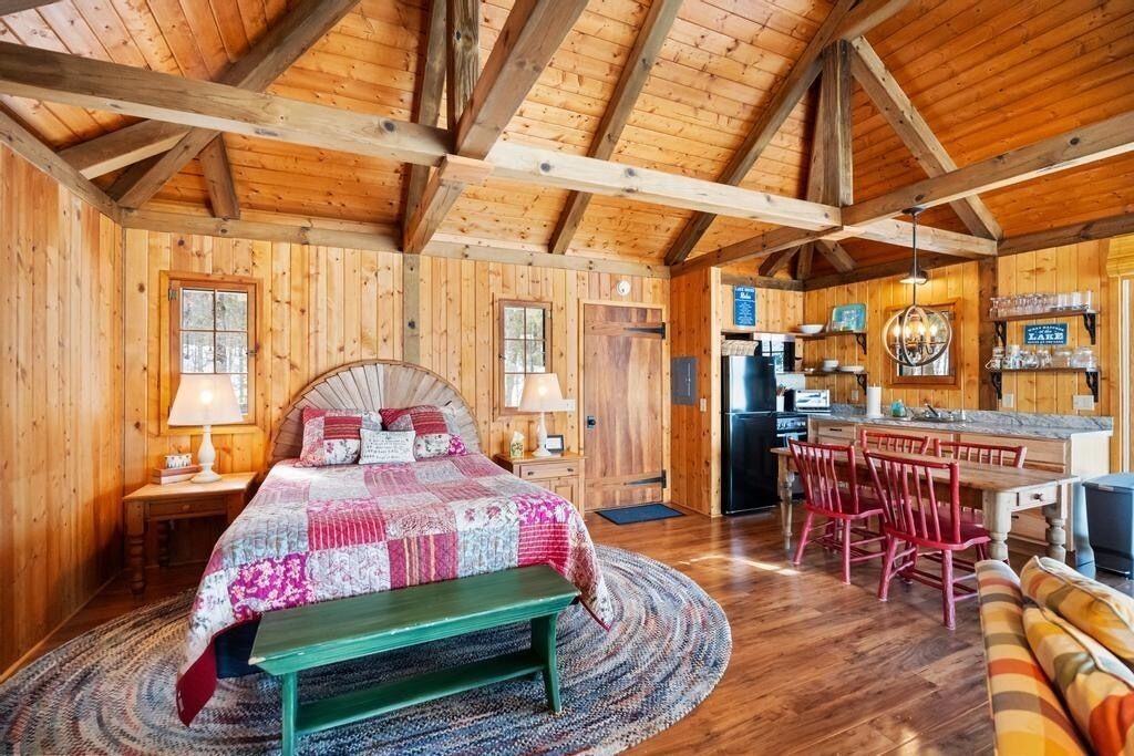 Photo of Bedroom in Harbor Springs