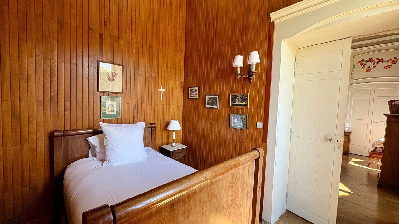 Photo of Bedroom in Tournon