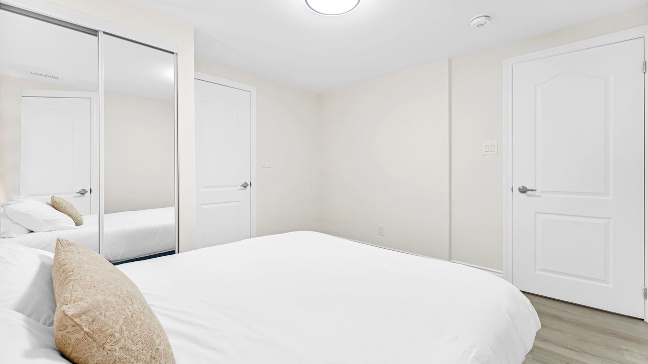 Photo of Bedroom in Oakville