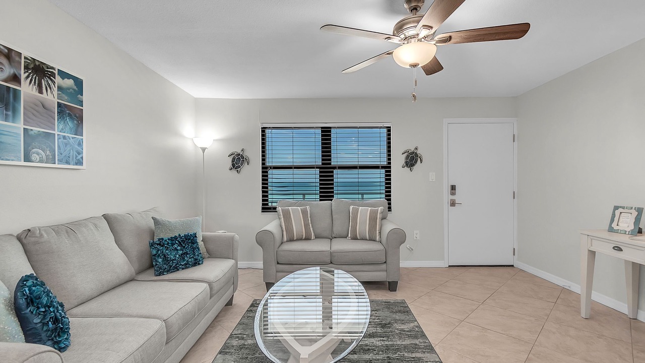 Photo of Livingroom in Sunset Beach