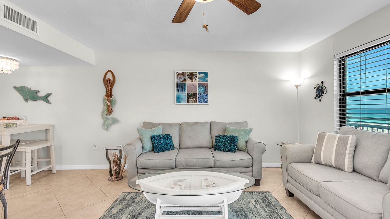 Photo of Livingroom in Sunset Beach