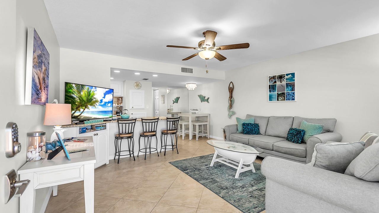 Photo of Livingroom in Sunset Beach