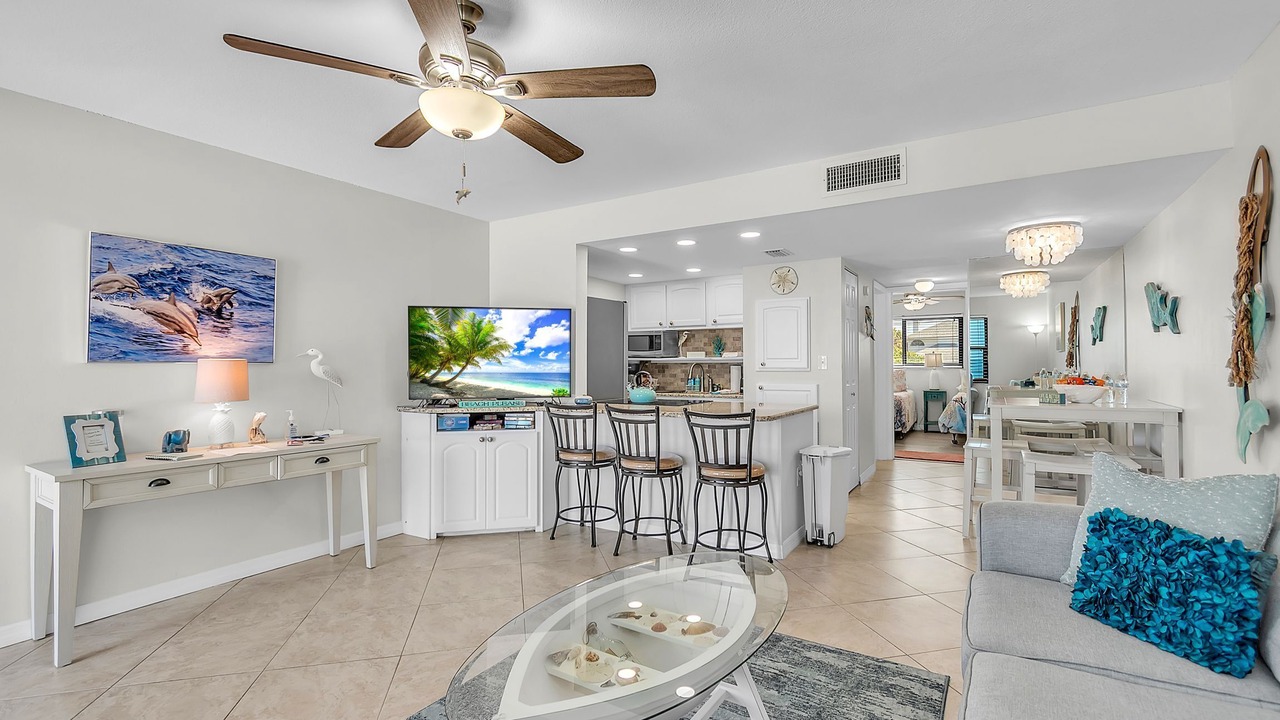 Photo of Livingroom in Sunset Beach