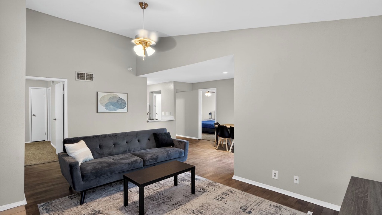 Photo of Livingroom in Donelson