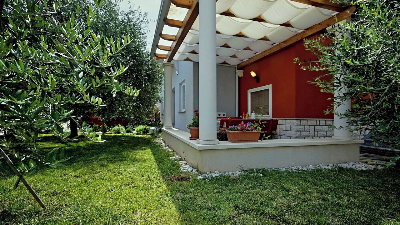 Photo of Patio Balcony in Murine