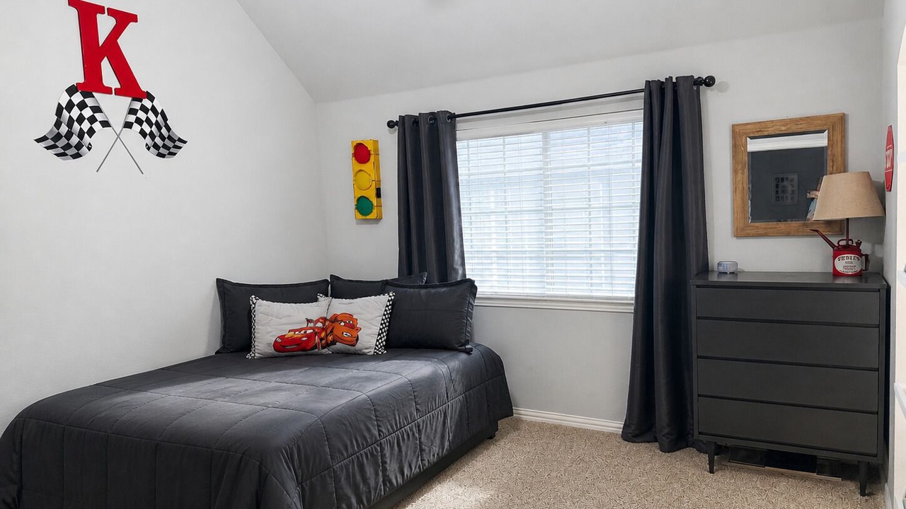 Photo of Bedroom in Allen