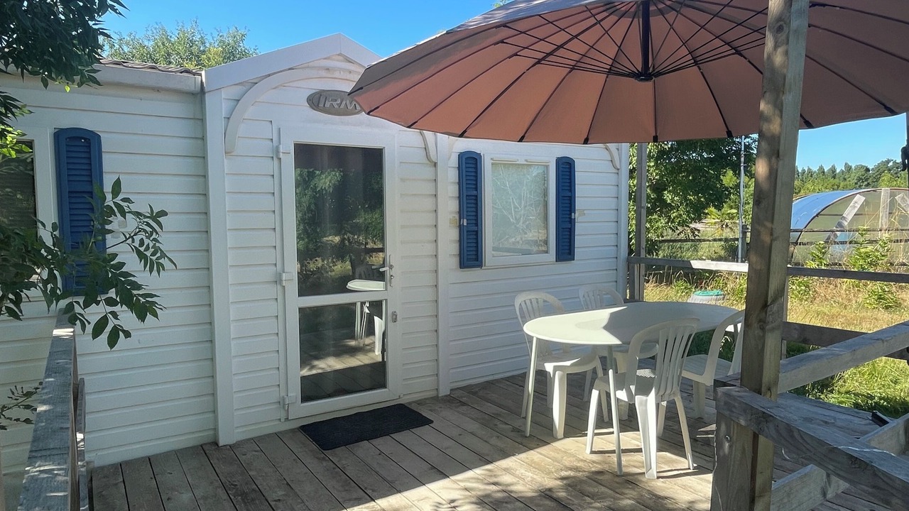 Photo of Outdoor in Saint-Hilaire-la-Palud