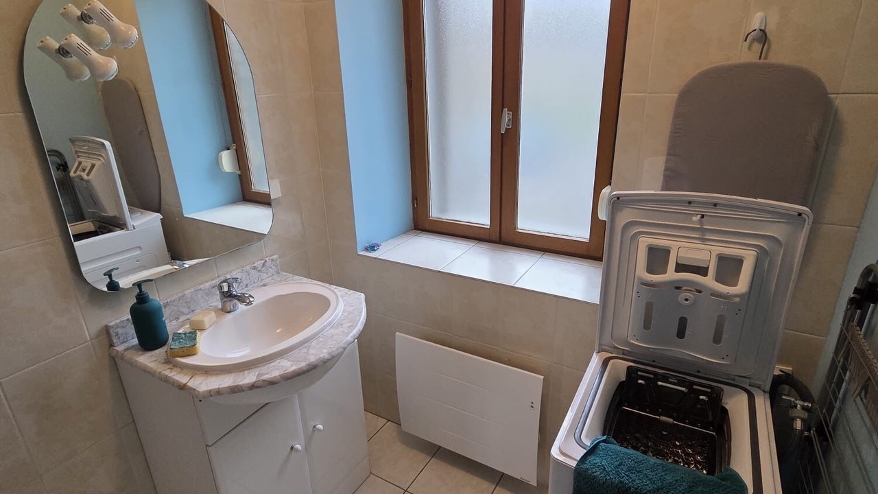 Photo of Bathroom in Givet