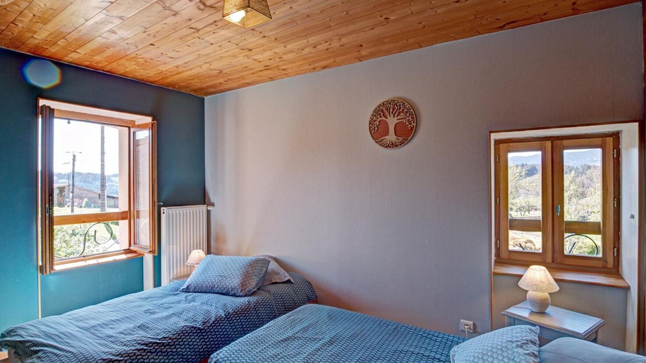 Photo of Bedroom in Saint-Julien-la-Vetre