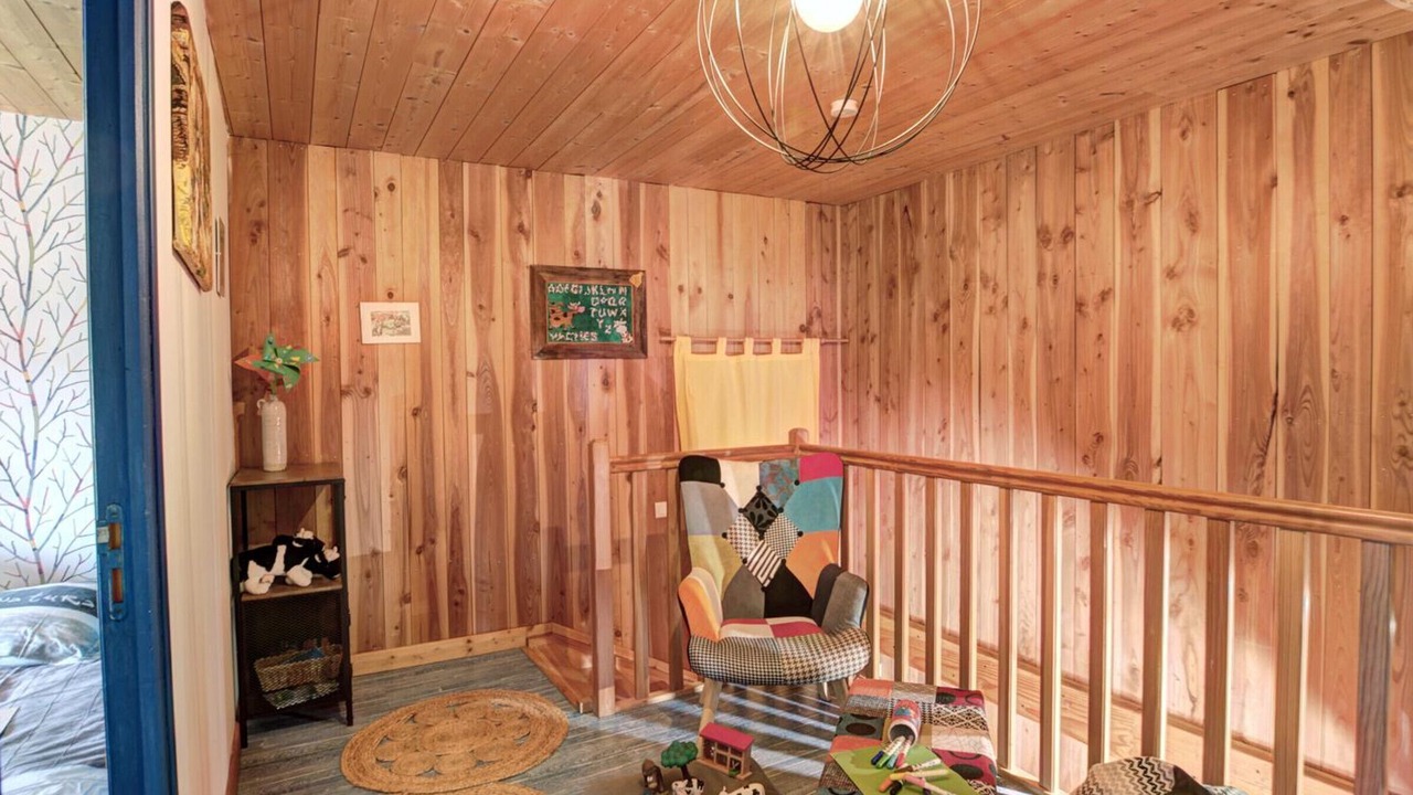 Photo of Bedroom in Saint-Julien-la-Vetre