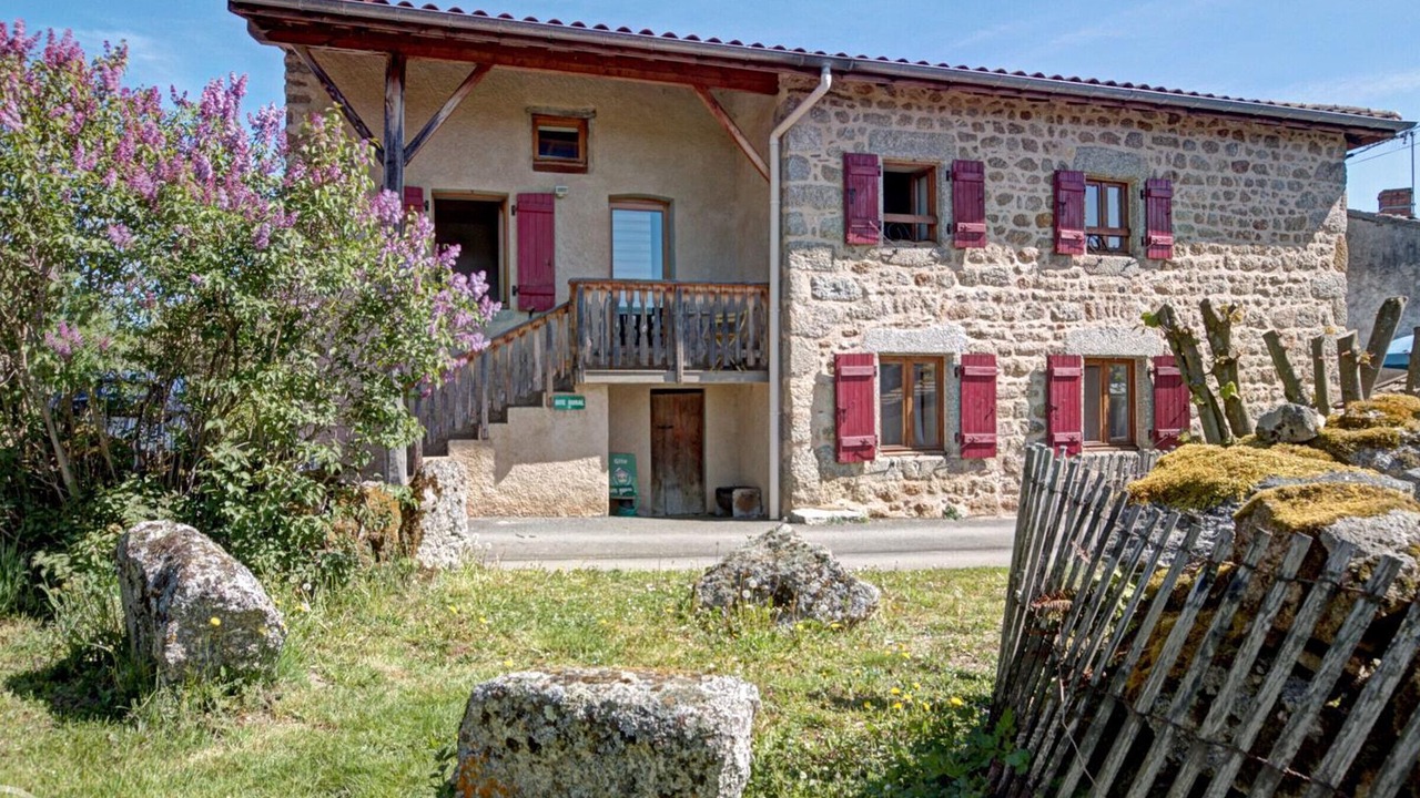 Photo of Outdoor in Saint-Julien-la-Vetre